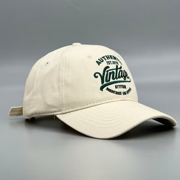 Beige Vintage Embroidered Cap 1979 - Picture 2 of 3